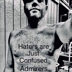 Meet your Posher, Dickie